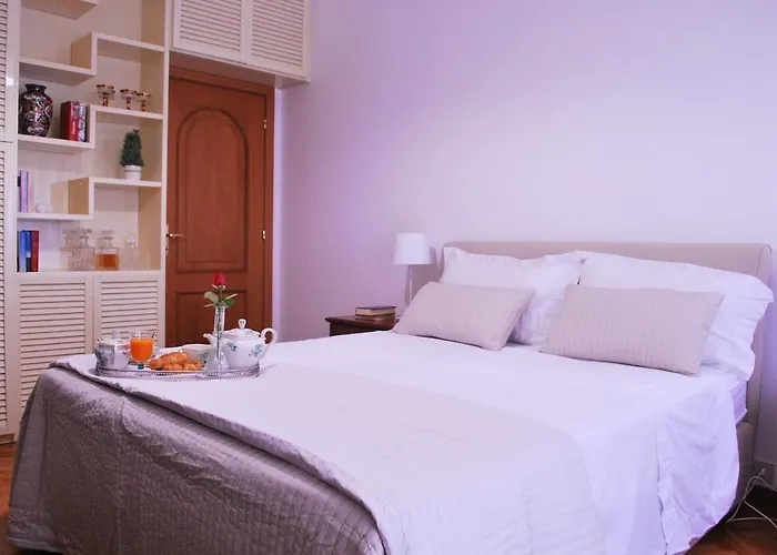 Bed & Breakfast Attico 203 *